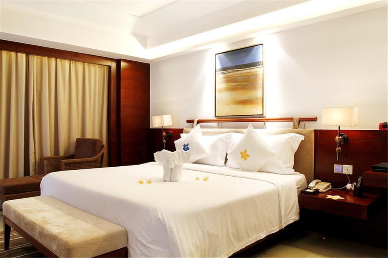 Marina Spa Hotel Sanya Exterior foto