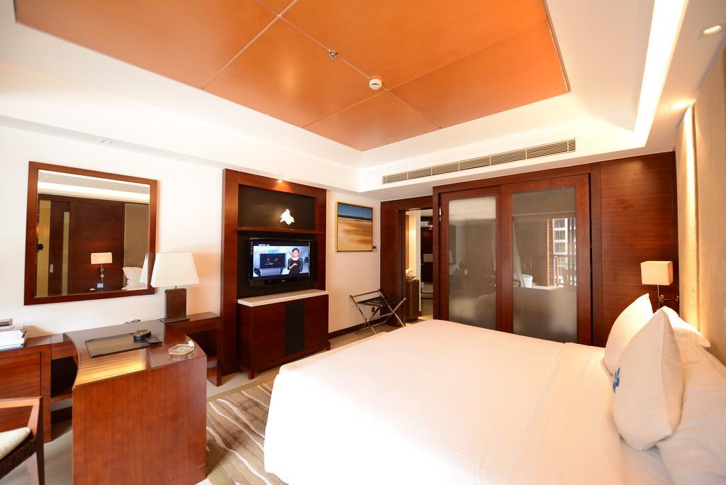Marina Spa Hotel Sanya Exterior foto